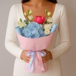 Маленькие букеты с тюльпанами