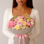 Женские букеты с пионами